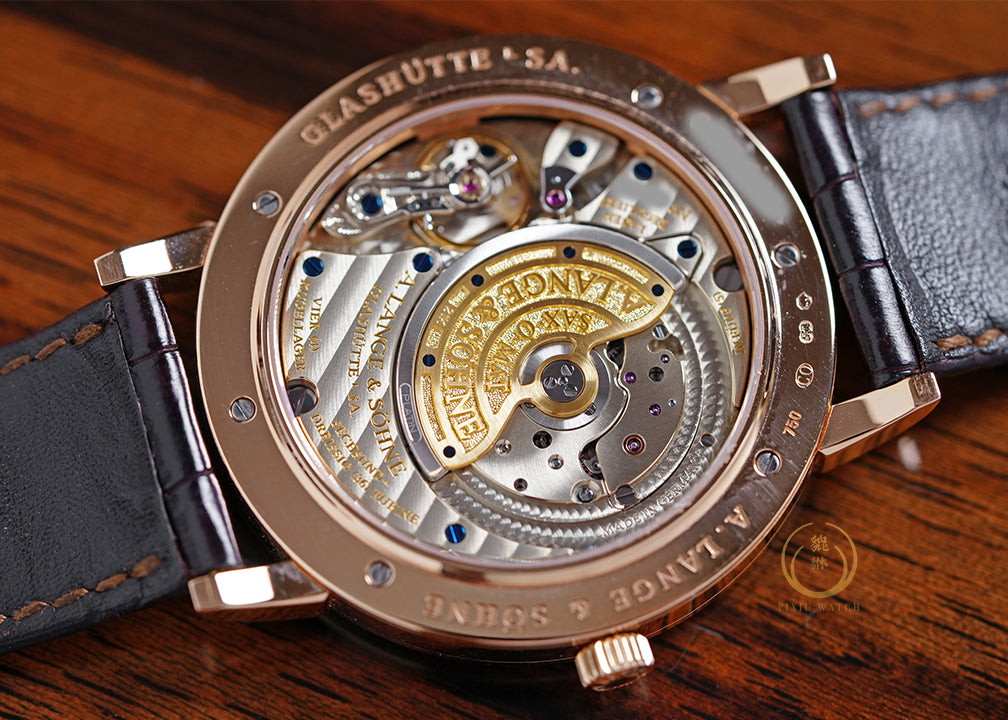 A. Lange Saxonia Automatic 307.033
