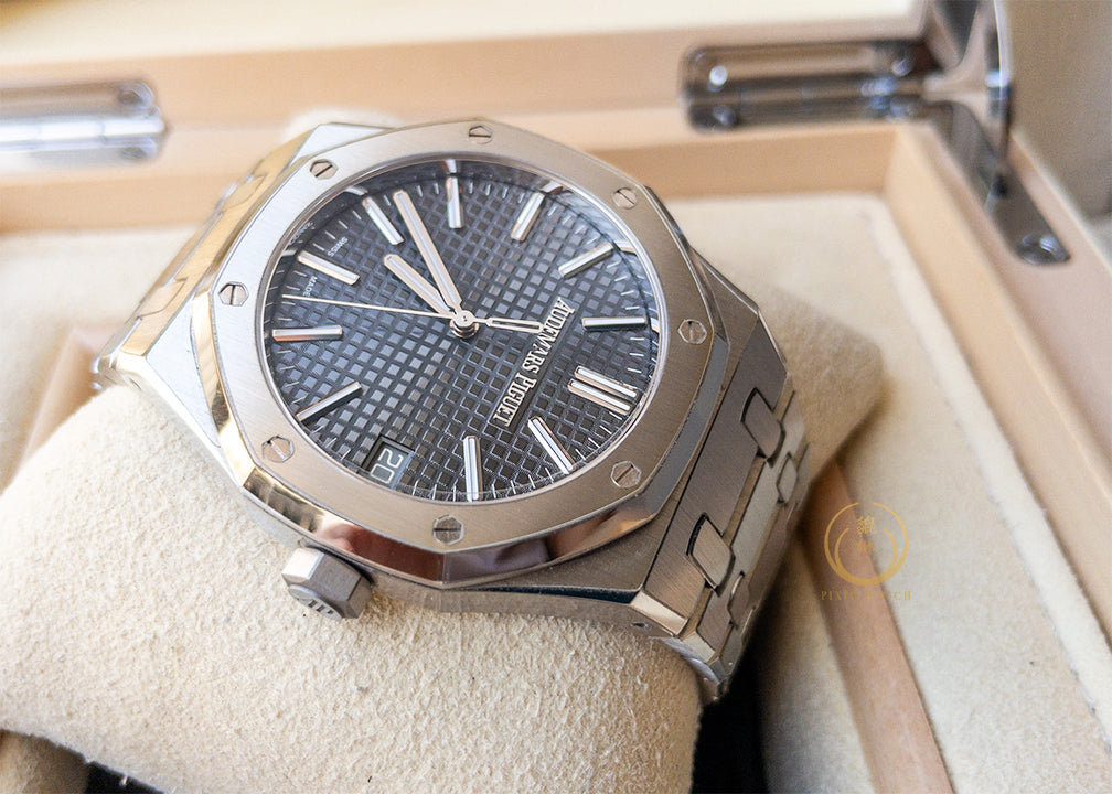 AP ROO 15510ST Grey Dial