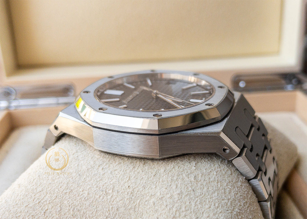 AP ROO 15510ST Grey Dial