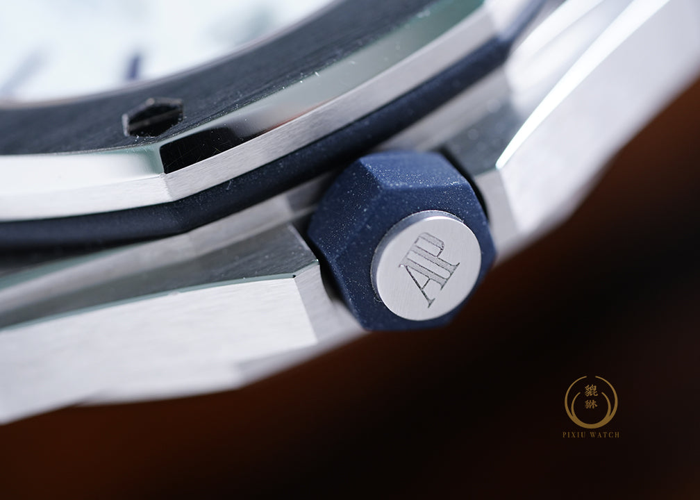 AP ROO Diver 15710ST White Dial