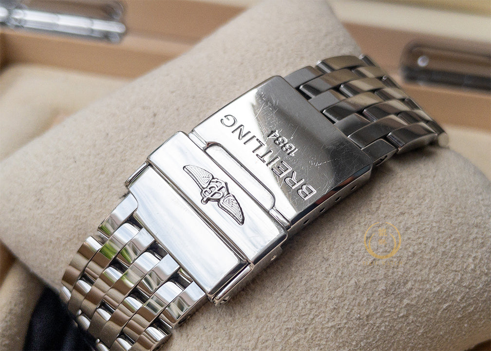 Breitling Navitimer A23322 Steel
