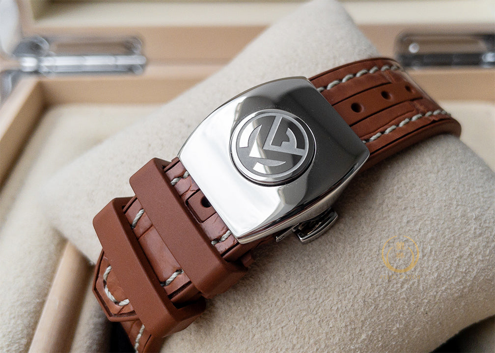 “Brand New” FM Casablanca Salmon Dial