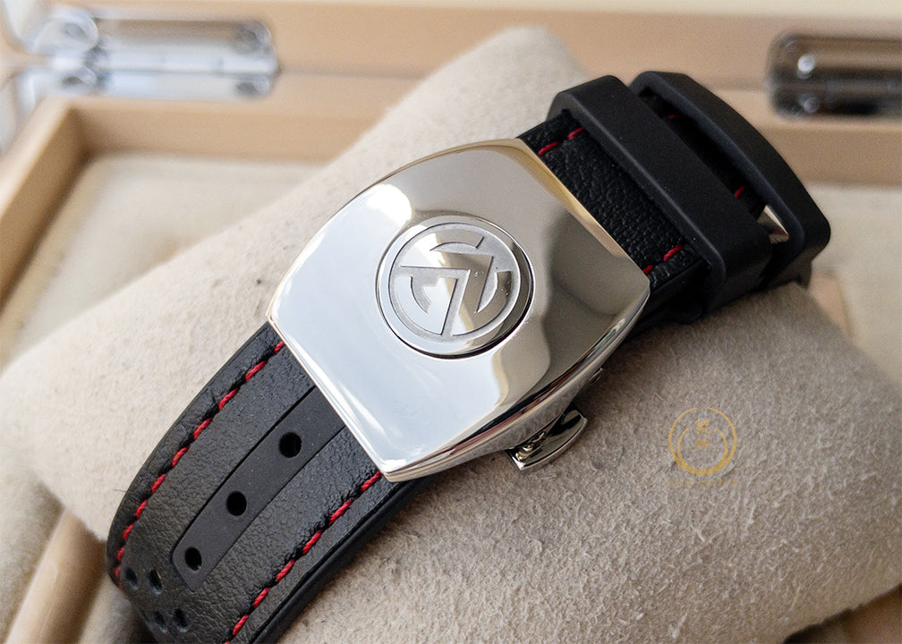 FM Vanguard Racing Red Diamonds