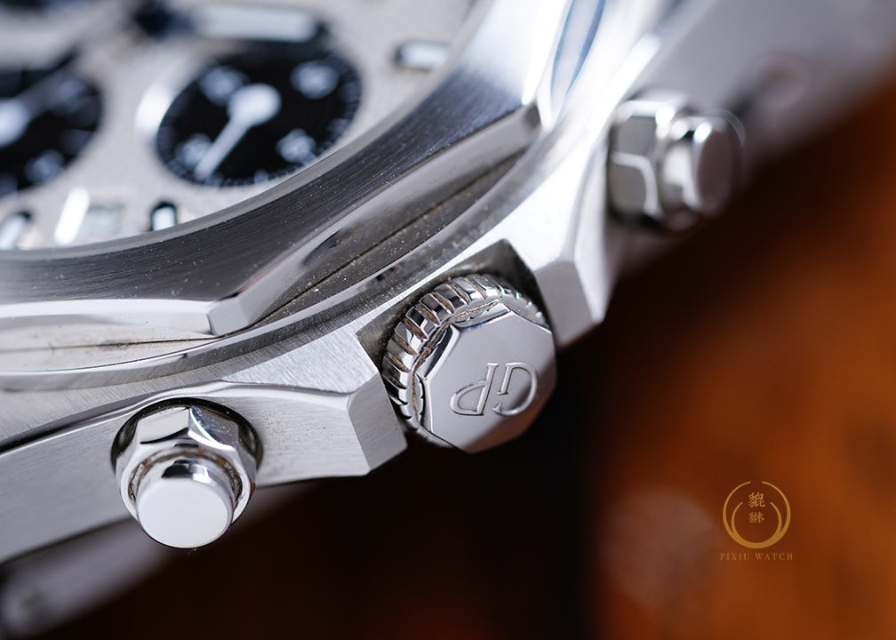 Girard Perregaux Laureato Chrono Panda Dial Steel