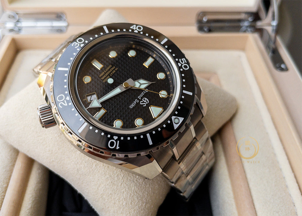 Grand Seiko Diver SBGH255 Ti