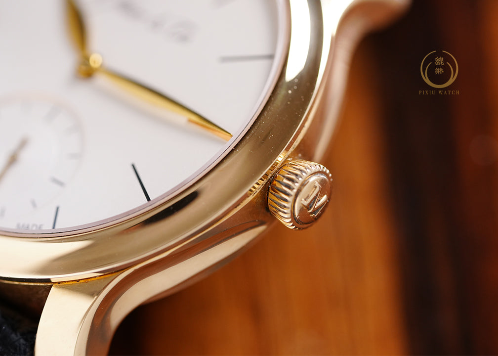 H. Moser Endeavour Small Seconds Mayu