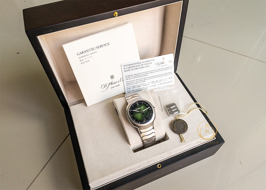 H. Moser & Cie. Streamliner Matrix Green