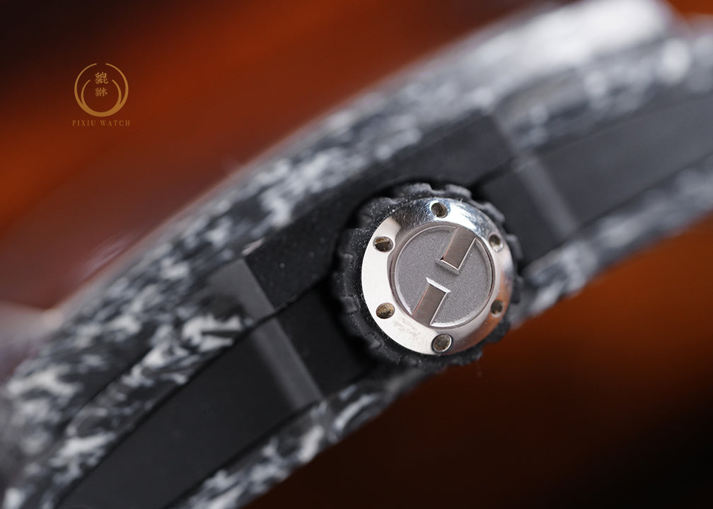 Hublot Tourbillon 5-day Carbon White Limited