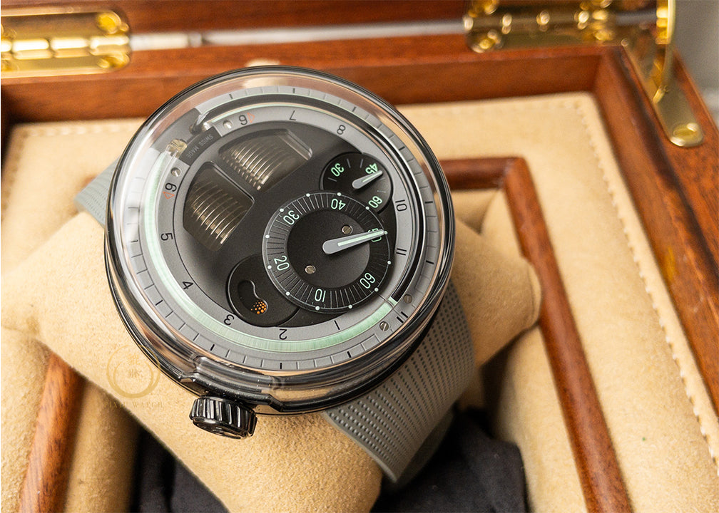 HYT H0 Black Fluid