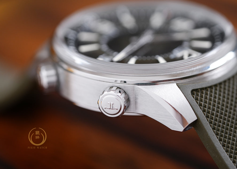 Jaeger-LeCoultre Polaris Date Olive Green