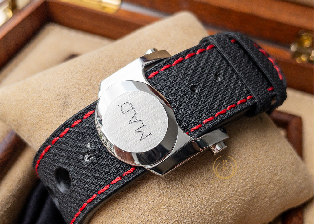 M.A.D.1 Watch Edition Red