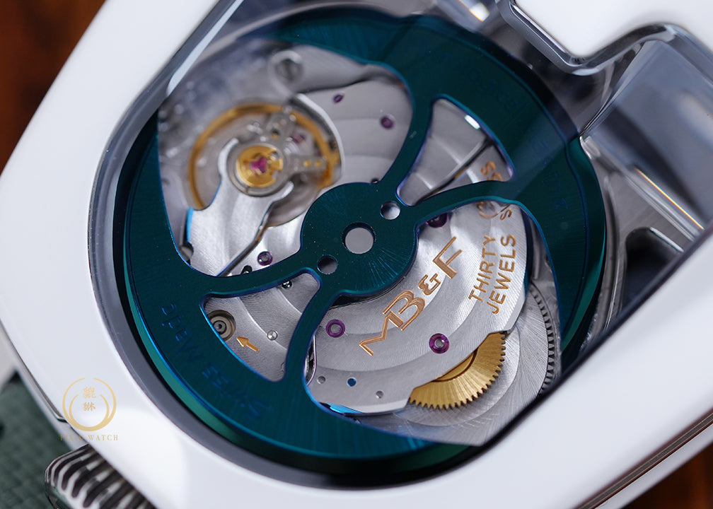 MB&F HM8 Mark 2 White Edition