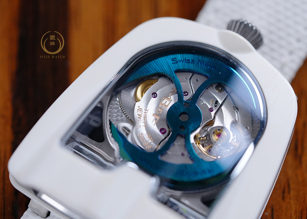 MB&F Machine No. 8 Mark 2 White