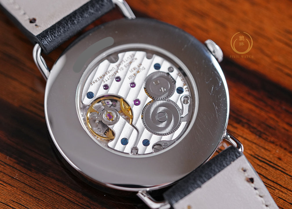 NOMOS Metro 38 Date Urban Gray