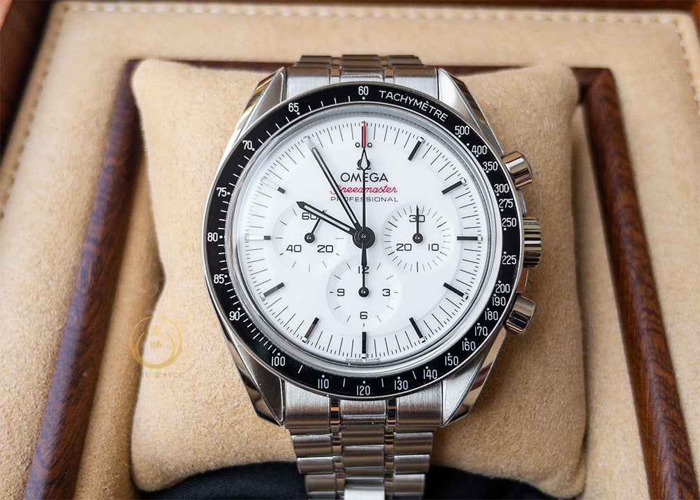 Omega Speedmaster Moonwatch White Dial