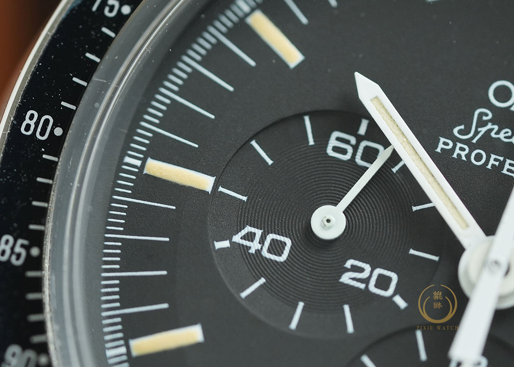 Omega Vintage Speedmaster “Long R”