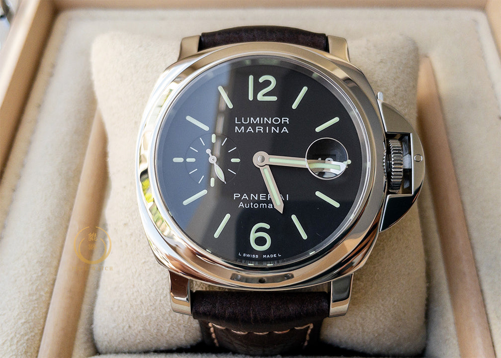 PAM00104 Luminor Marina