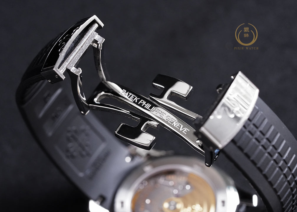 Patek Philippe Aquanaut 5165A