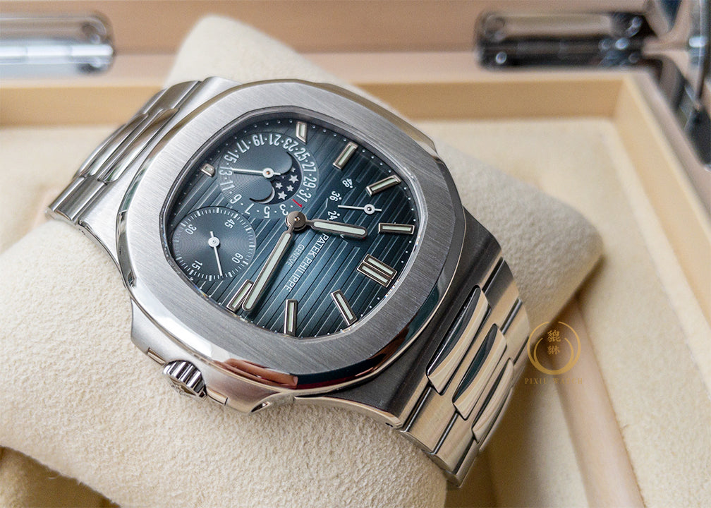 Patek Philippe Nautilus 5712/1A-001