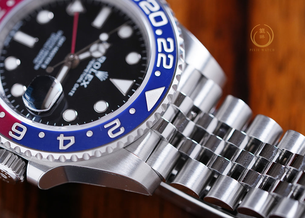 Rolex GMT-MASTER II “Pepsi” 126710BLRO