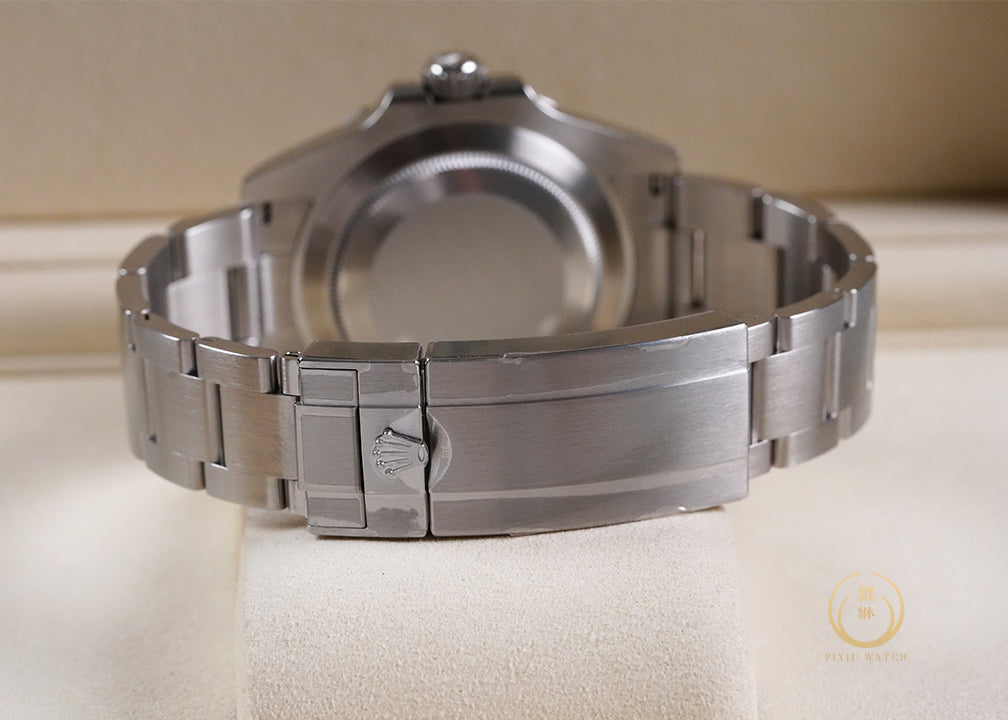 Rolex Submariner 124060