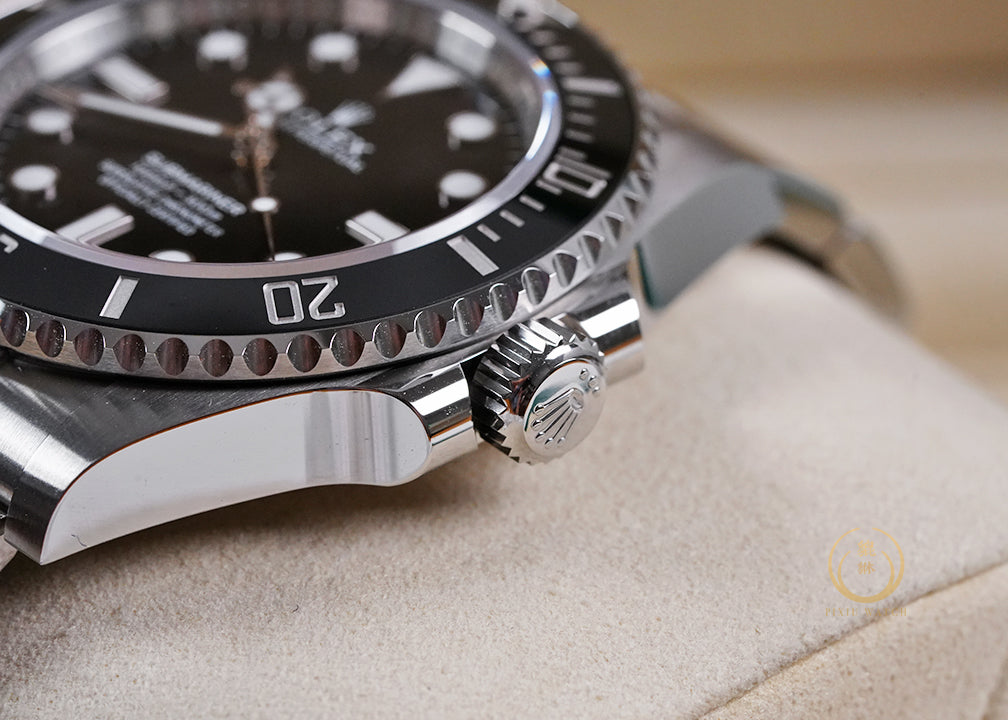 Rolex Submariner 124060