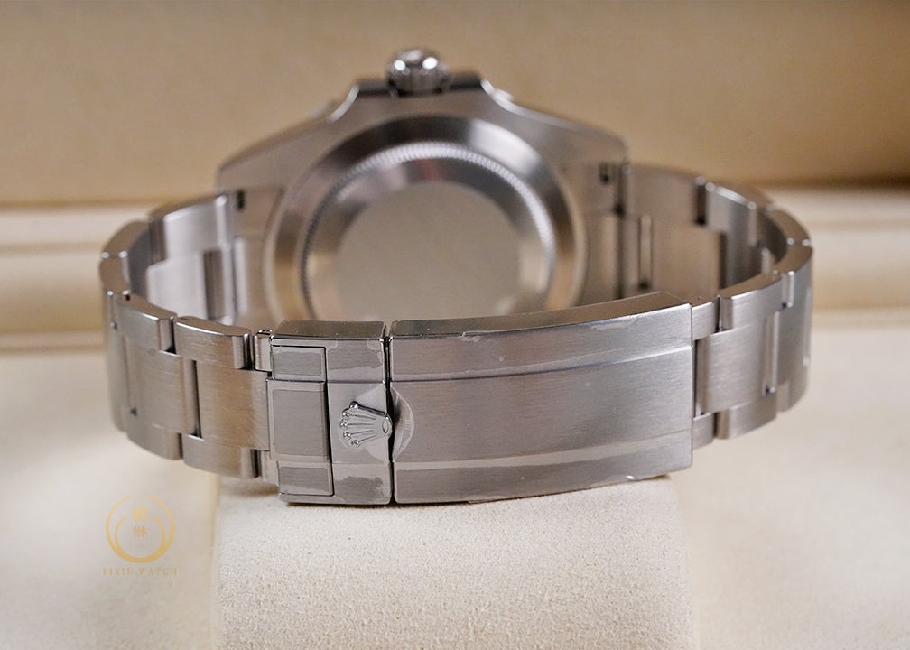 Rolex Submariner 124060