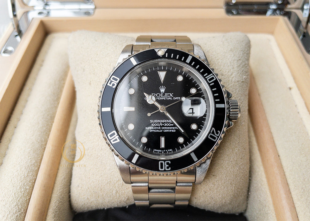 Rolex Submariner Date 16610