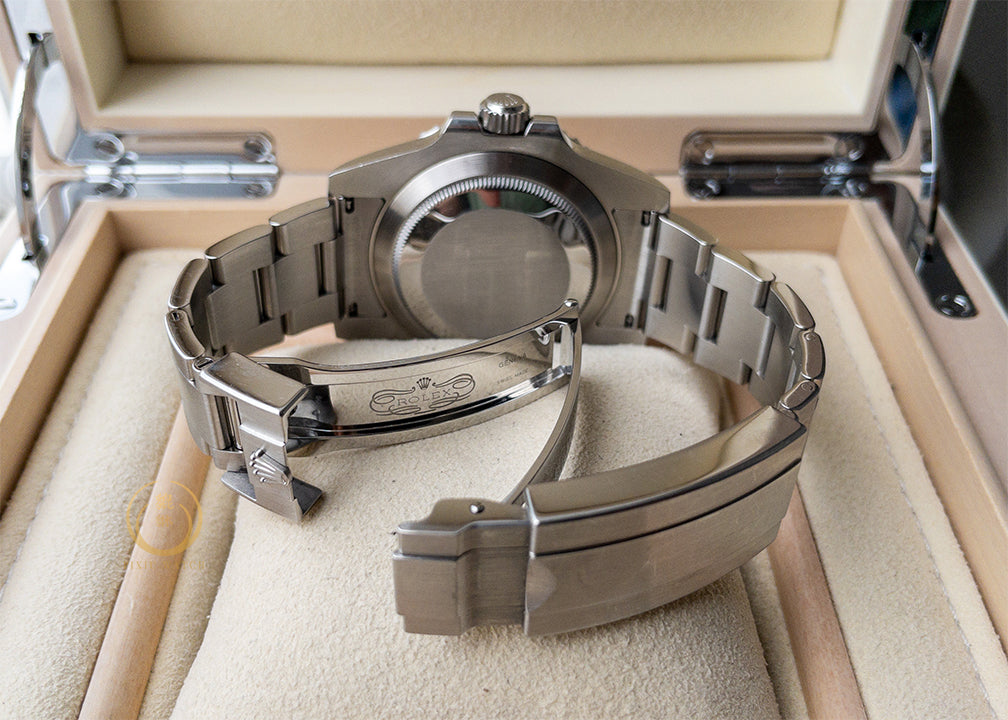Rolex SubDate Hulk Scramble