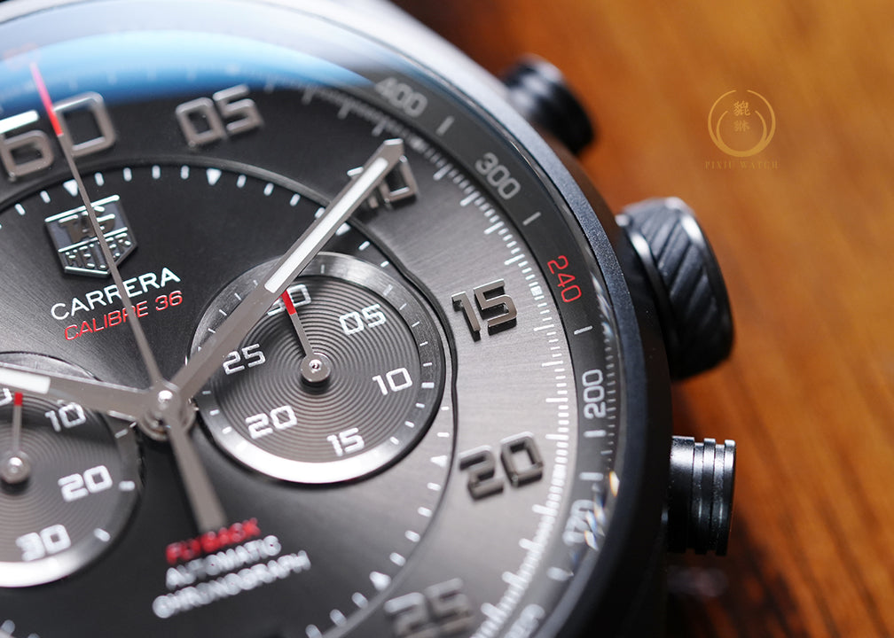 TAG Carrera Flyback Titanium