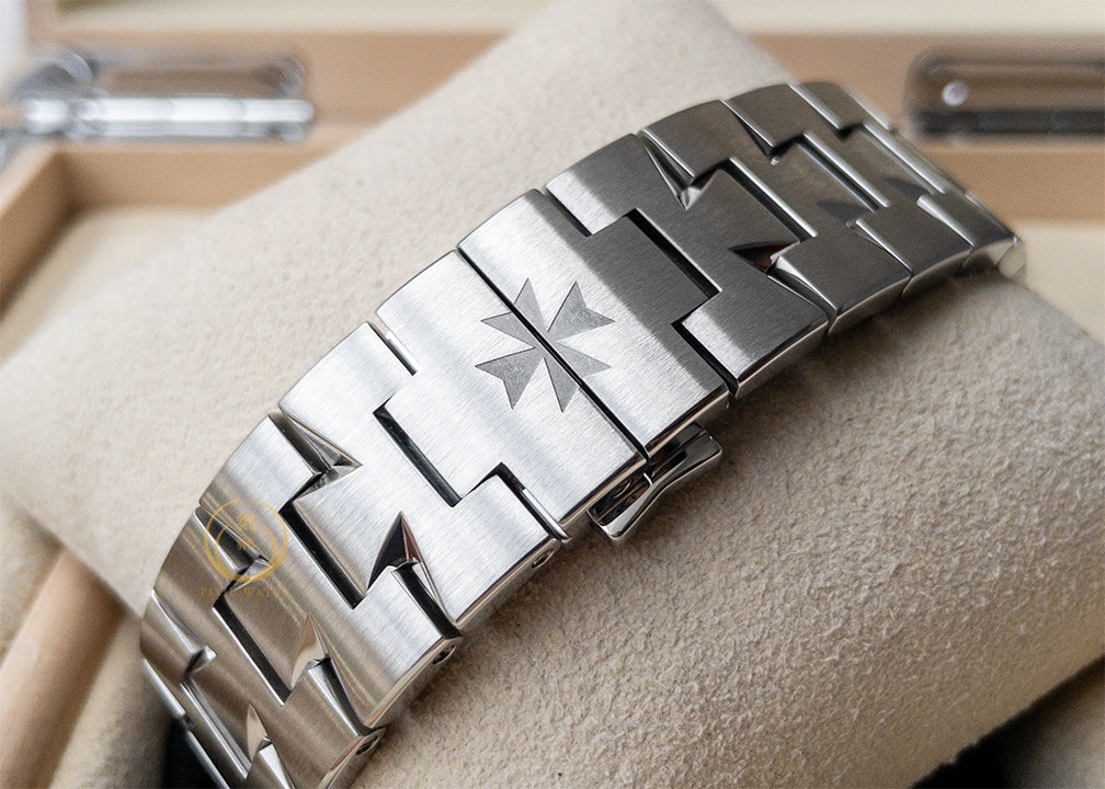 Vacheron Constantin Overseas Chronograph Big Date