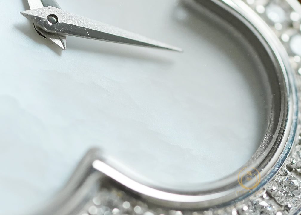 Van Cleef & Arpels Alhambra White Gold Diamonds MOP