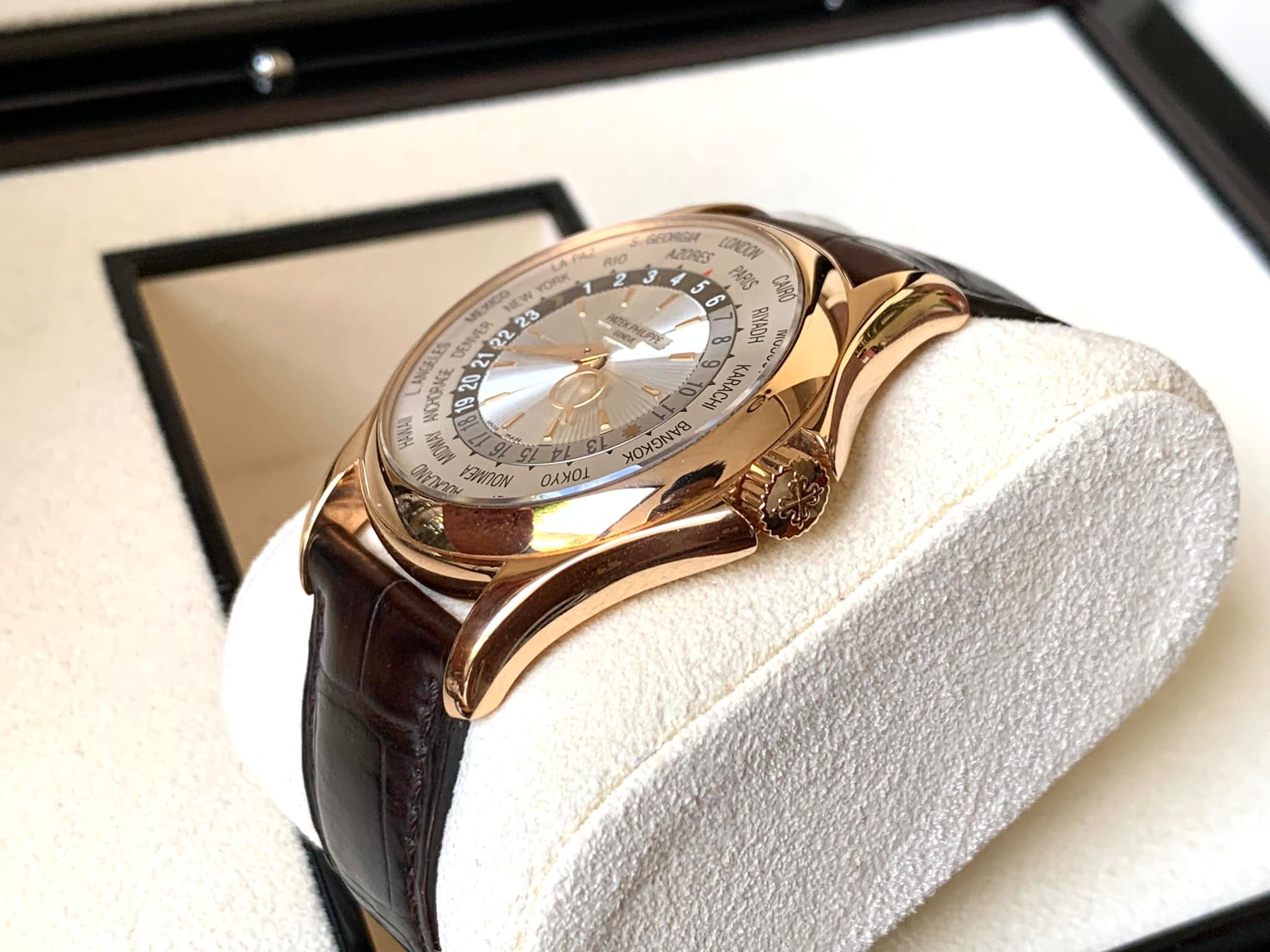 Patek Philippe World Time 5130R Rose Gold