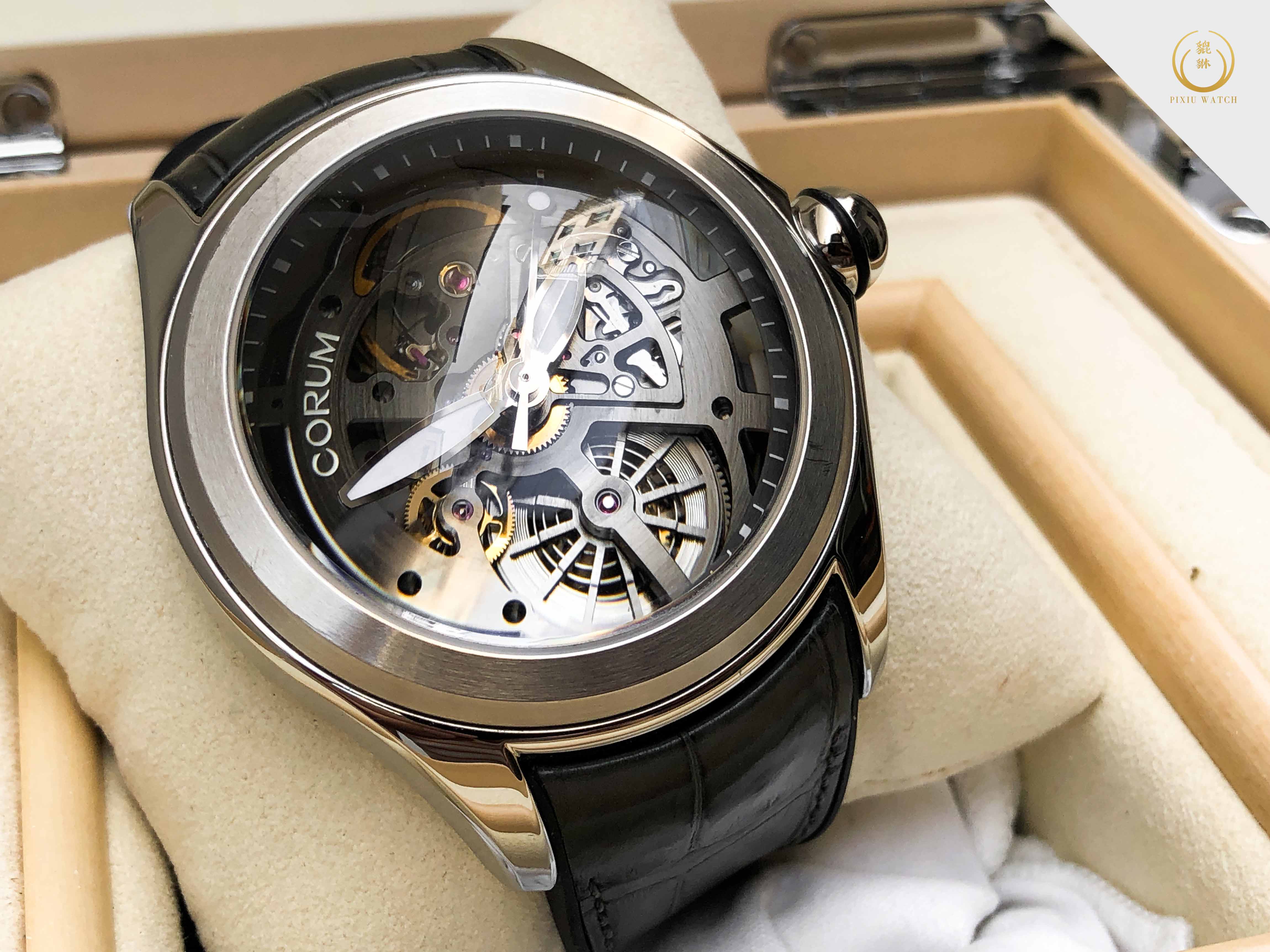Corum Bubble Skeleton Squelette