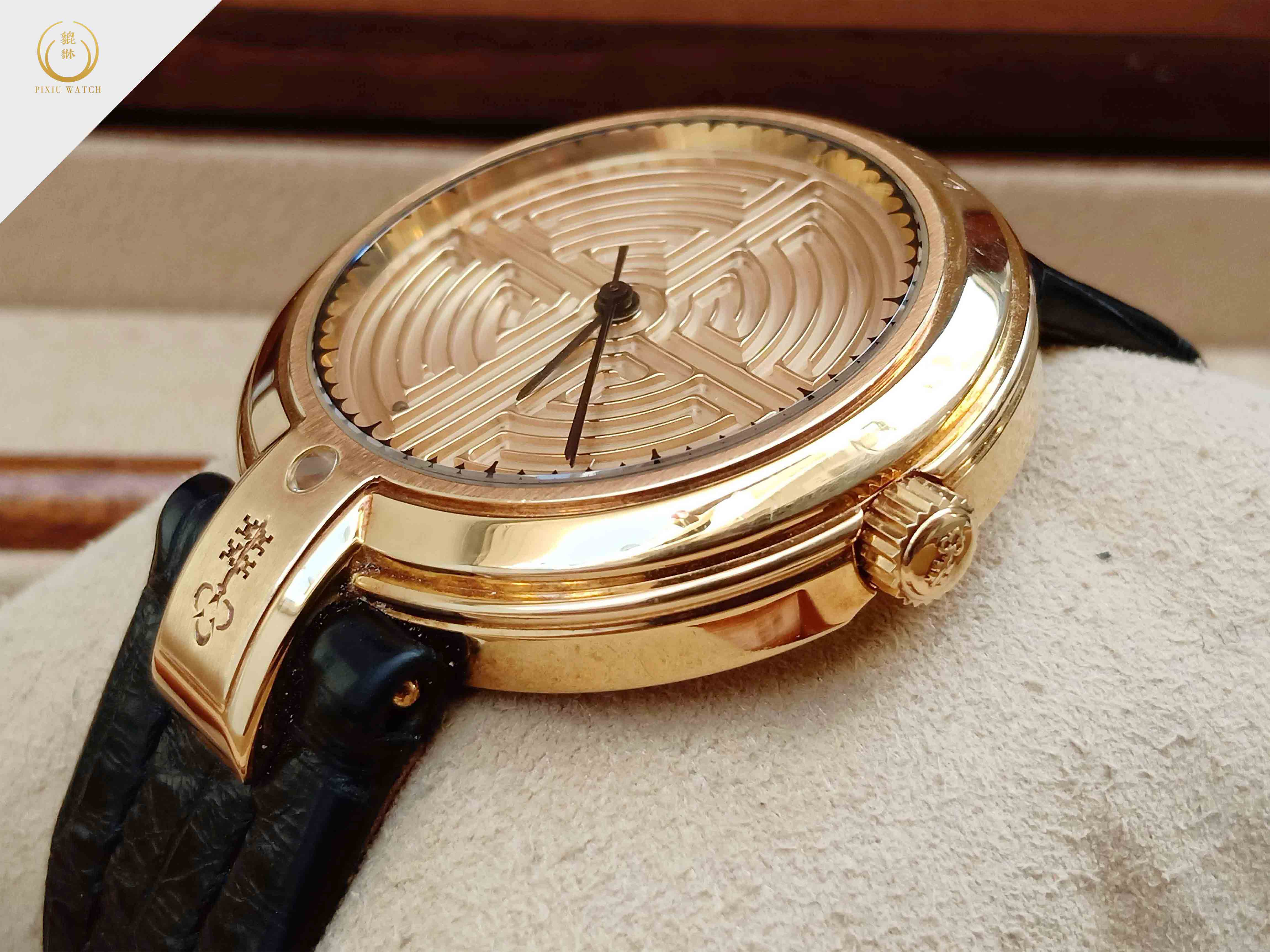 Corum Labyrinthos 18K Yellow Gold