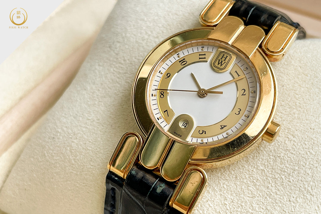 Harry Winston Ladies 18K Yellow Gold