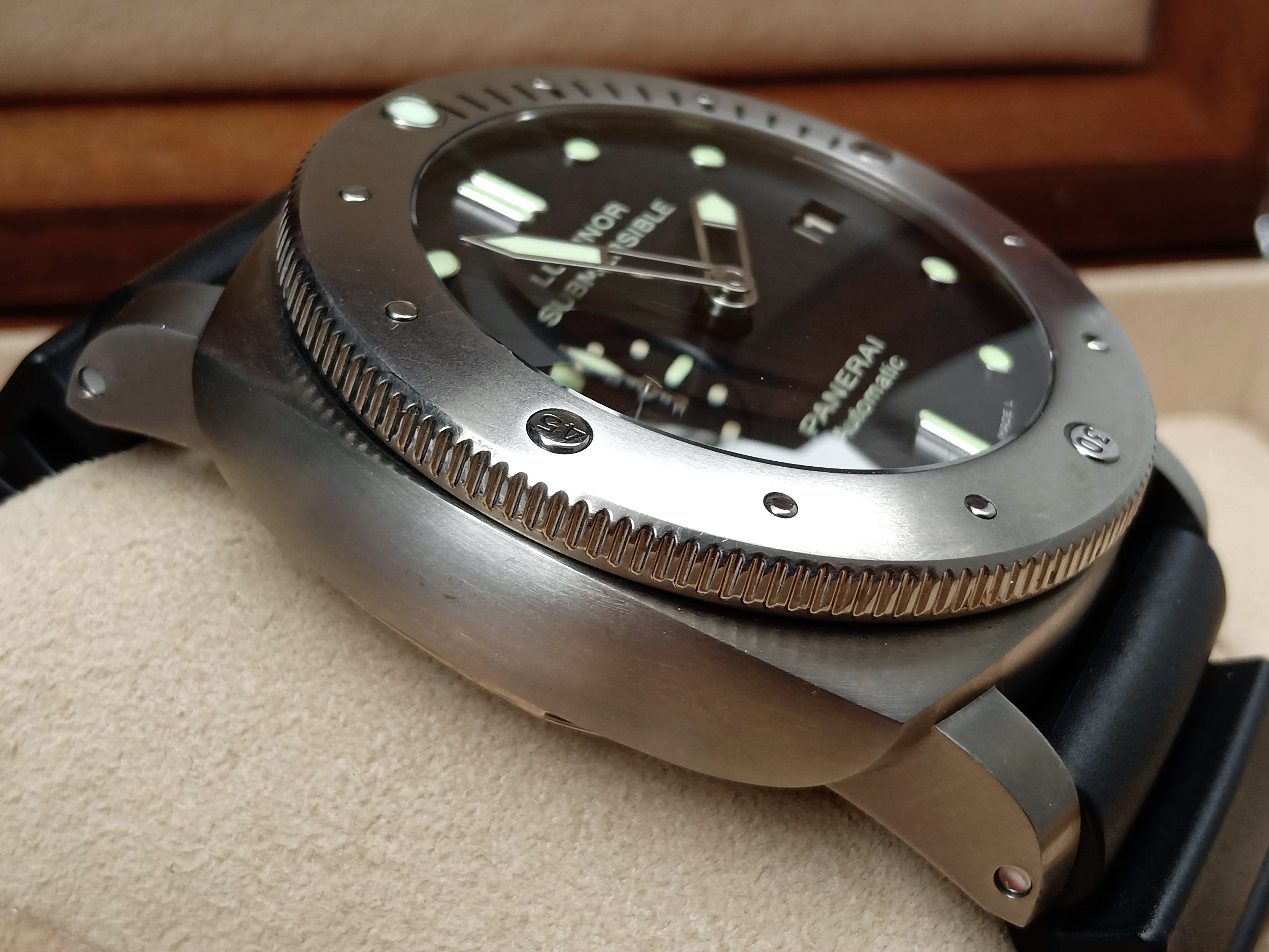 Panerai 305 Submersible Titanium