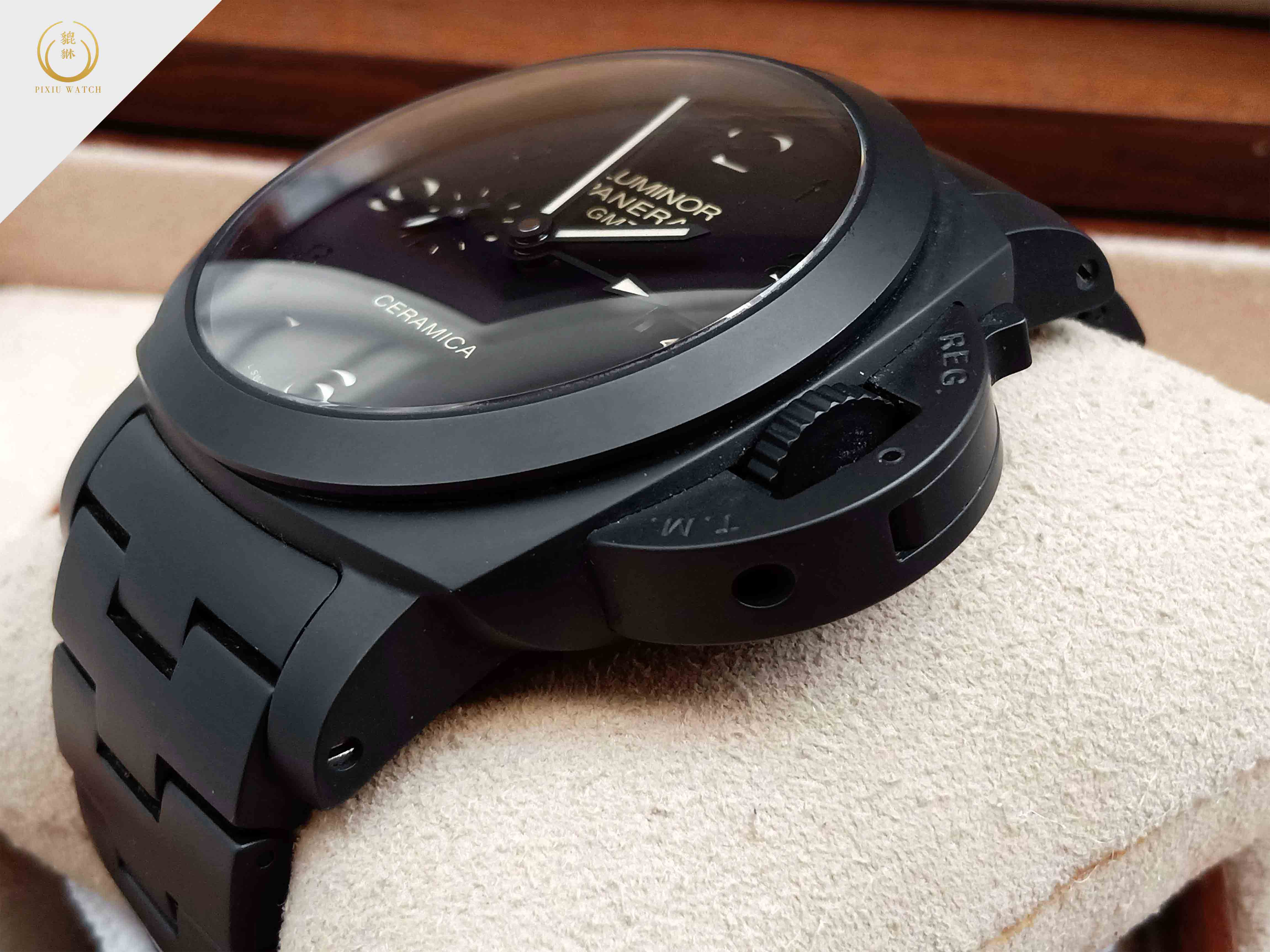 Panerai Tuttonero Luminor 1950 GMT Pam438