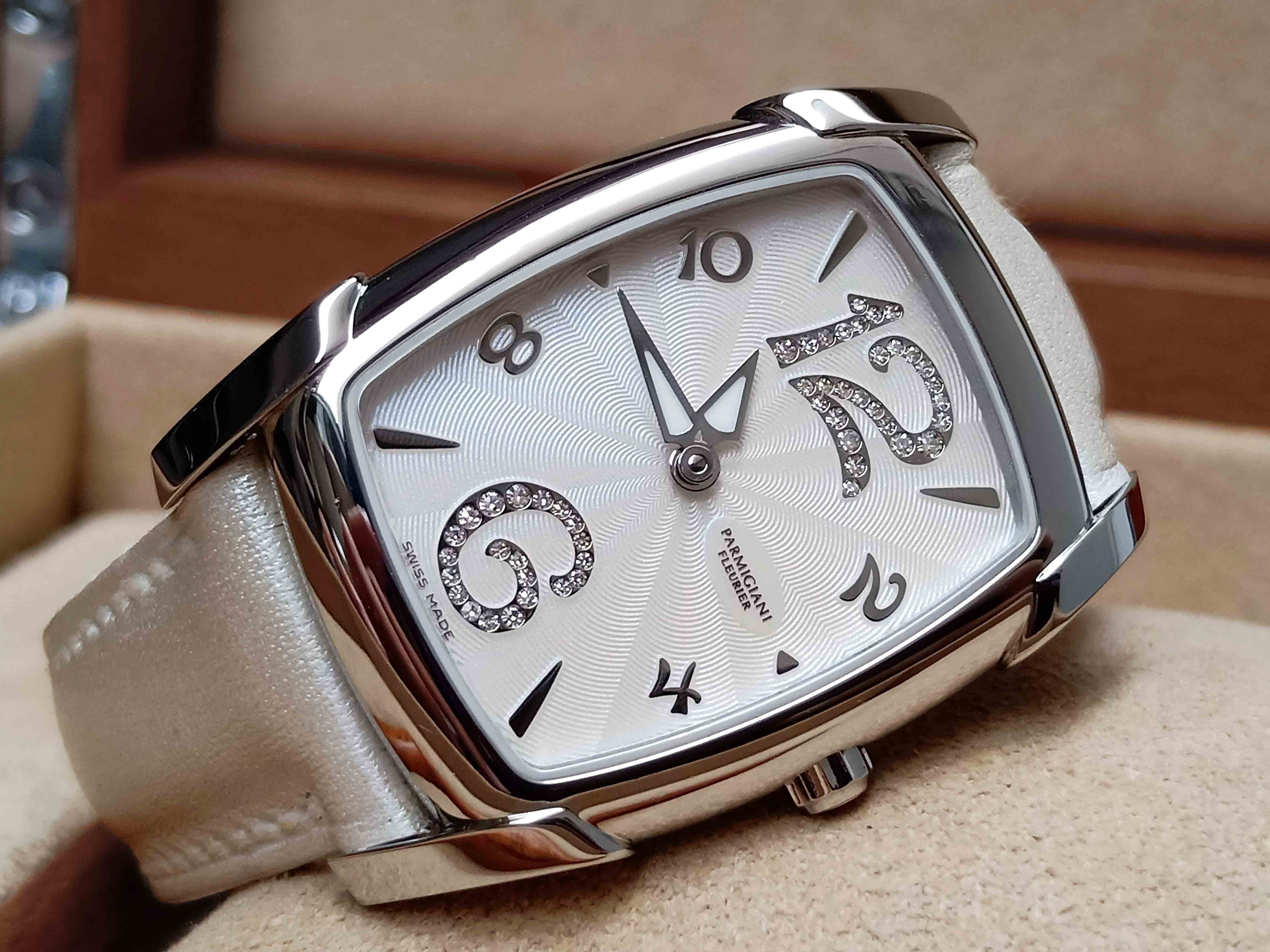 Parmigiani Fleurier Kalpa Donna Lady
