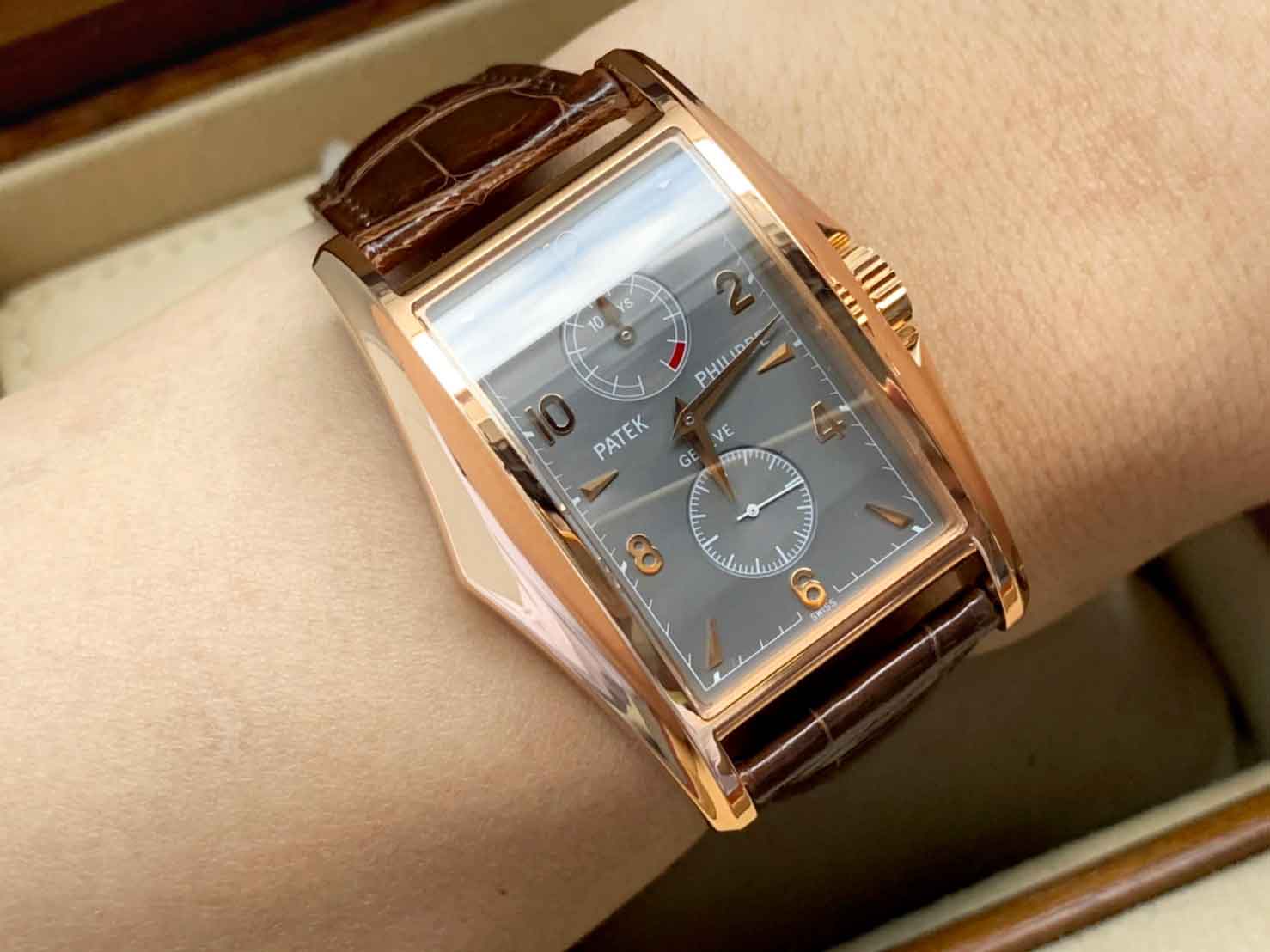 Patek Philippe Gondolo 5100r Year 2000 10 days