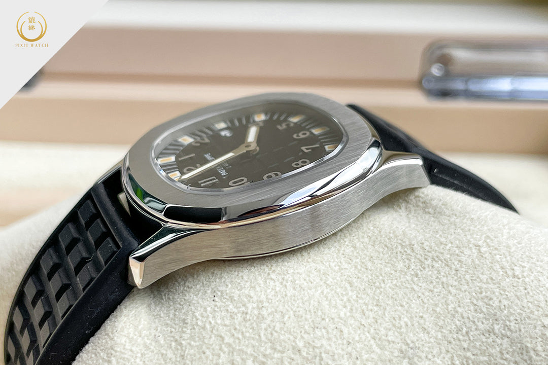 Patek Philippe Aquanaut 4960A-010 Ladies