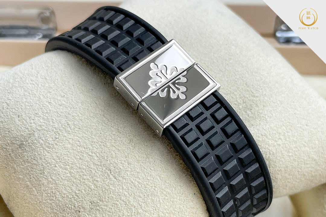 Patek Philippe Aquanaut 4960A-010 Ladies