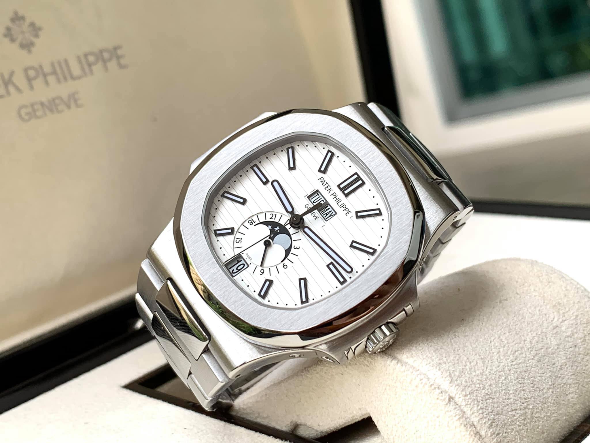 Patek Philippe Nautilus 5726/1A White Dial