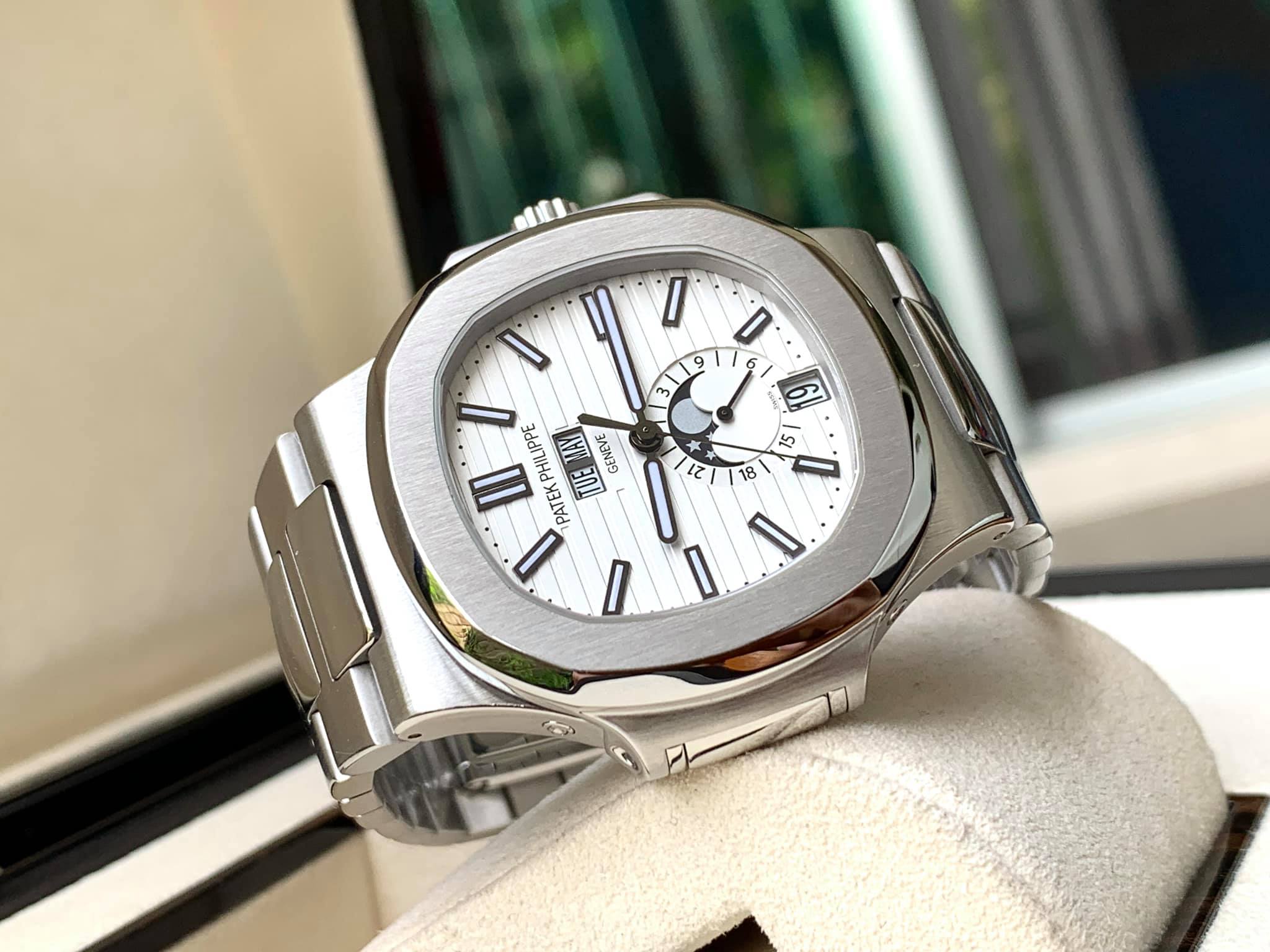 Patek Philippe Nautilus 5726/1A White Dial