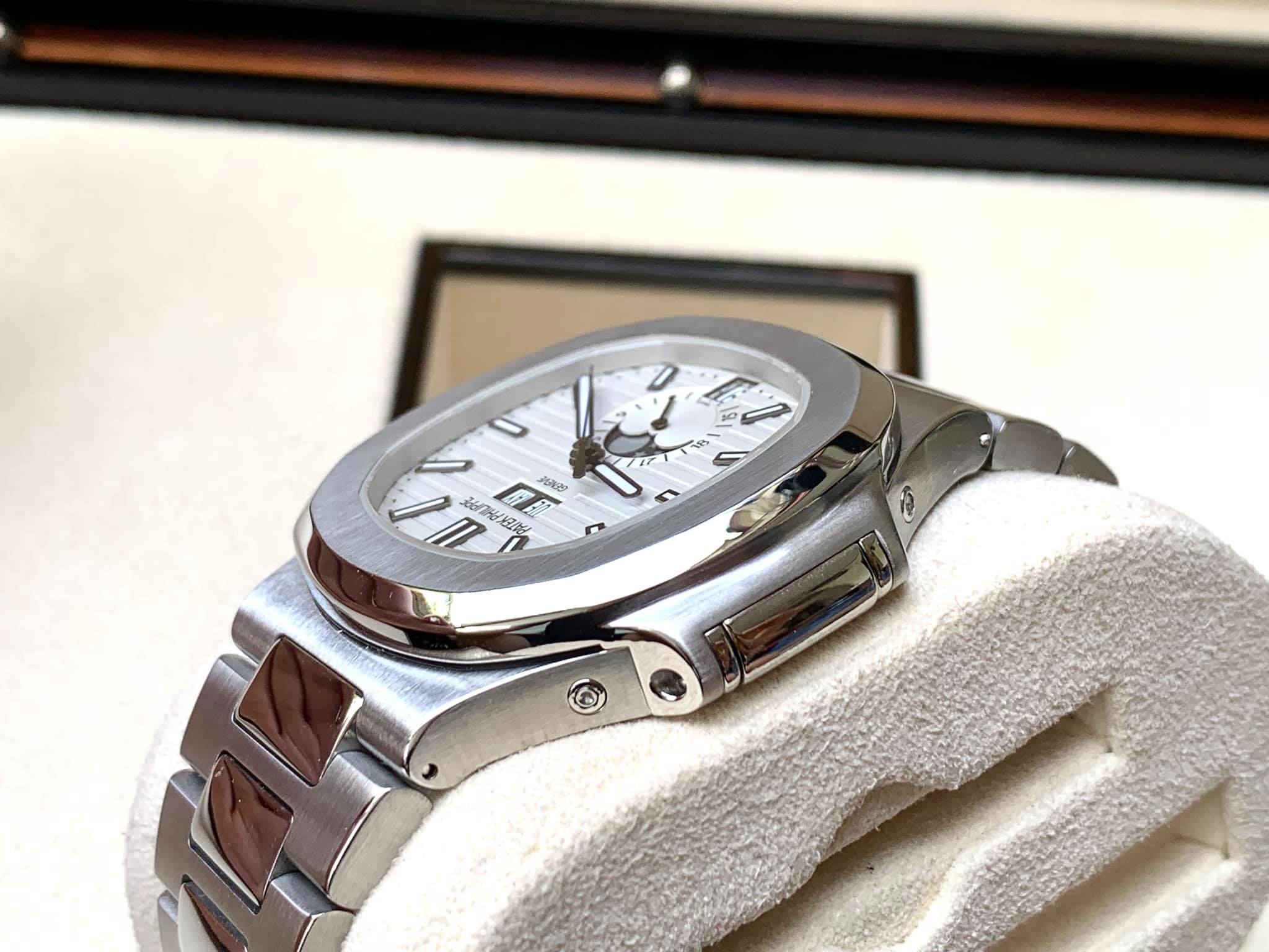 Patek Philippe Nautilus 5726/1A White Dial