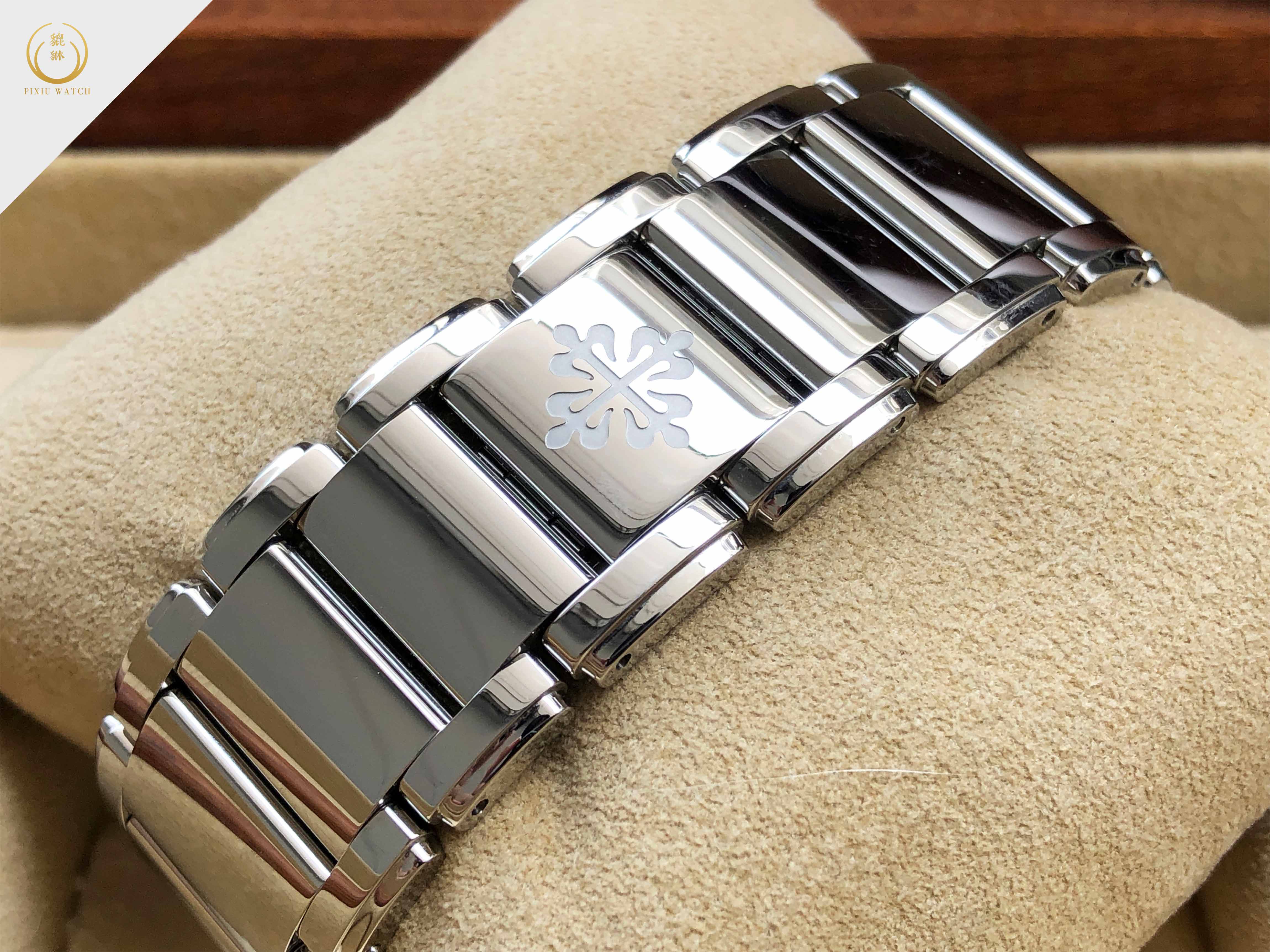 Patek Philippe Twenty~4 Diamond 4910/10A-011