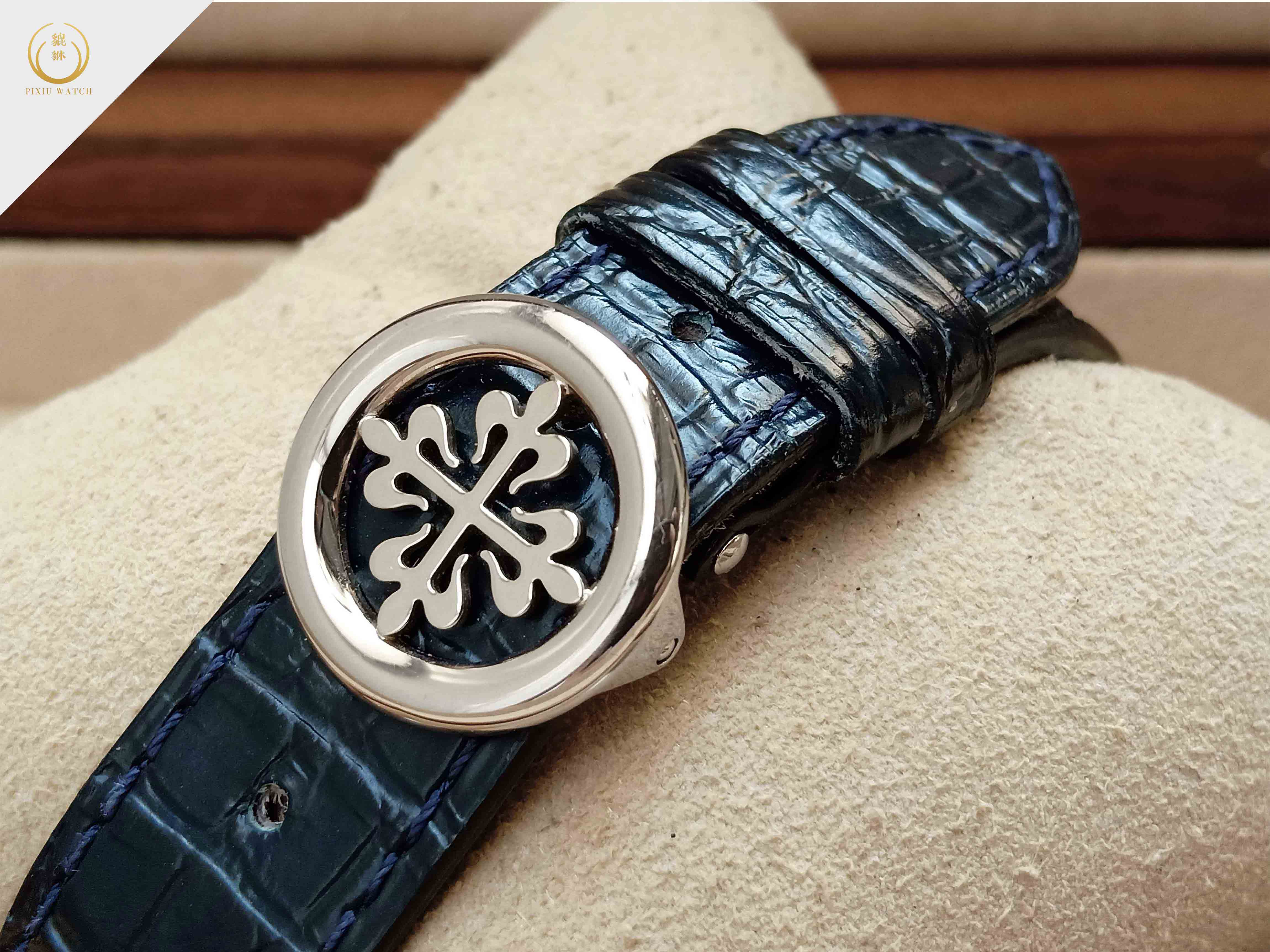 Patek Philippe World Time 5131G-010