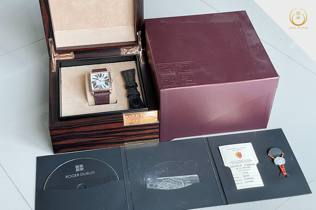 Roger Dubuis Goldensquare Rose Gold
