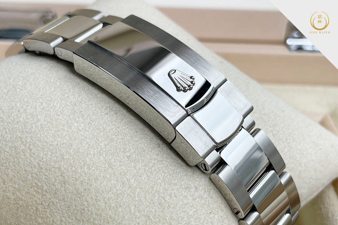 Rolex Datejust Fluted Bezel White Gold Blue Dial