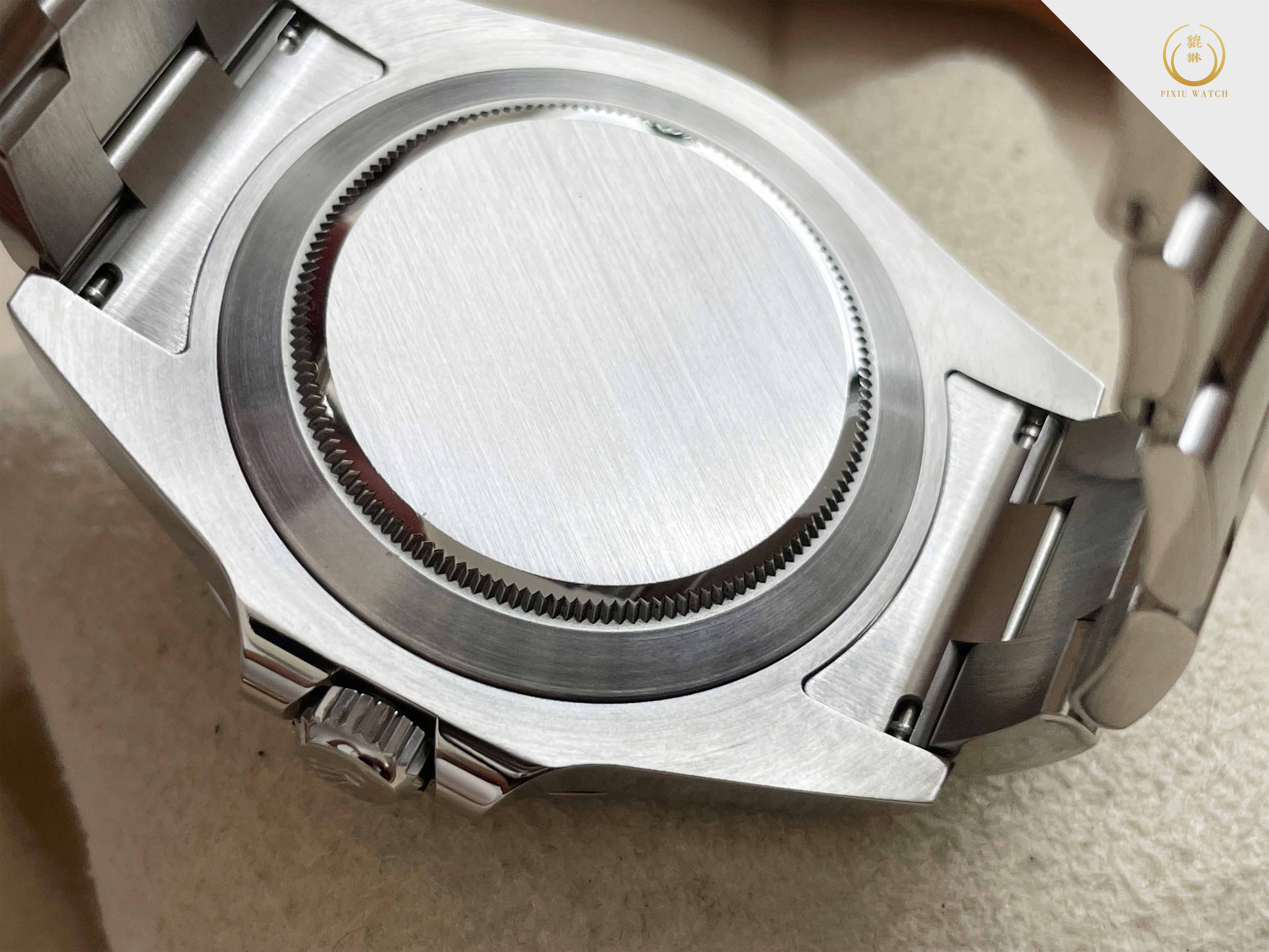 Rolex Explorer II หน้าดำ เข็มส้ม